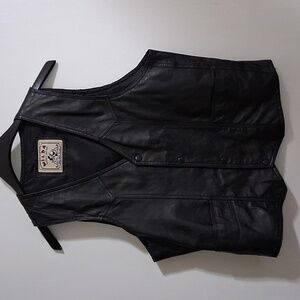 Wilda Mens Black Genuine Premium Leather Biker Vest w/Pockets, Four Snaps Size S